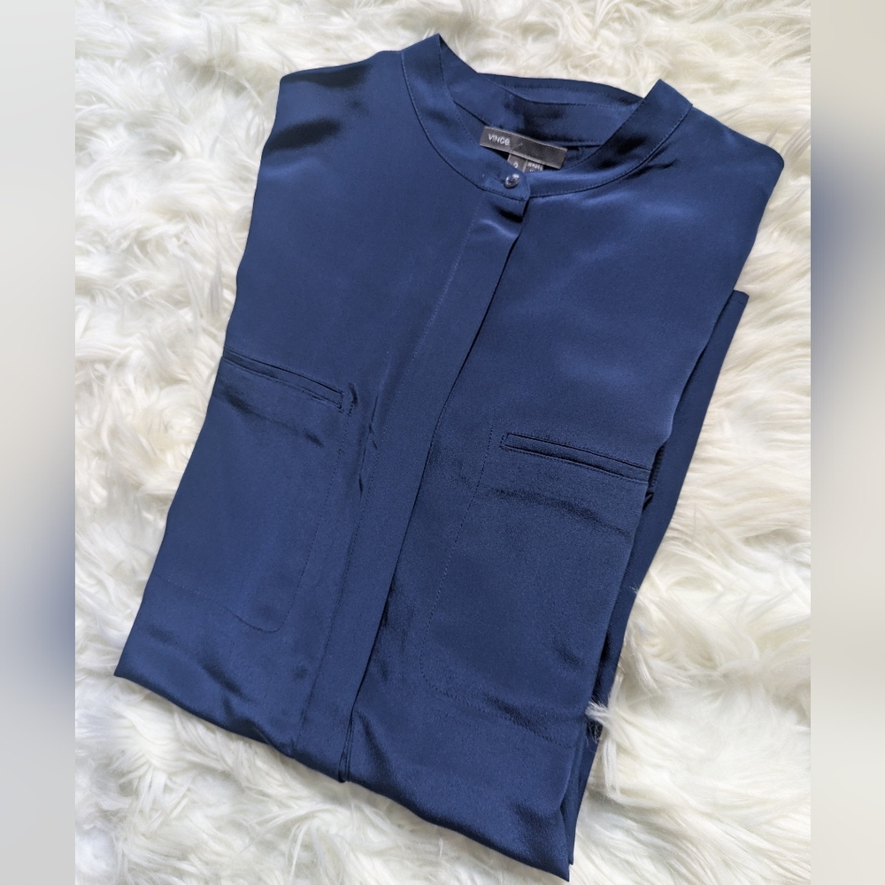 Vince 100% Silk Business Casual Blue Button-down Blouse, Size 2